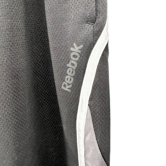Reebok Athletic Shorts Mens M With Drawstring Waist Black Gray Basketball - Picture 2 of 8